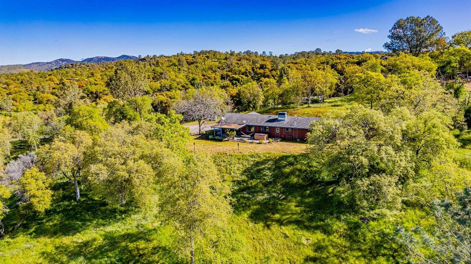 2.48 Acres of Residential Land with Home for Sale in Coarsegold, California