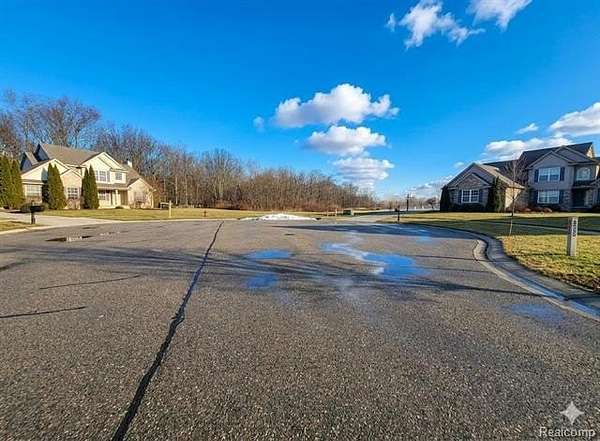 0.4 Acres of Residential Land for Sale in Grand Blanc, Michigan