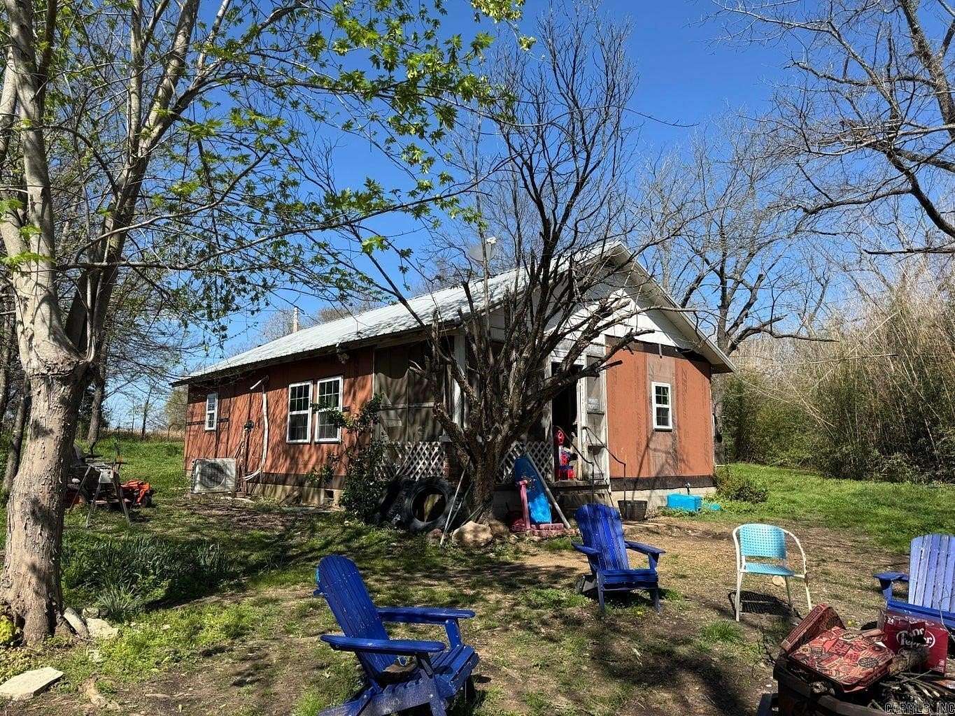 4.17 Acres of Residential Land with Home for Sale in Ash Flat, Arkansas