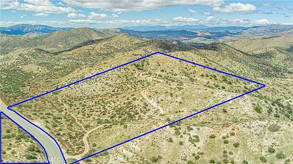 39.3 Acres of Land for Sale in Acton, California