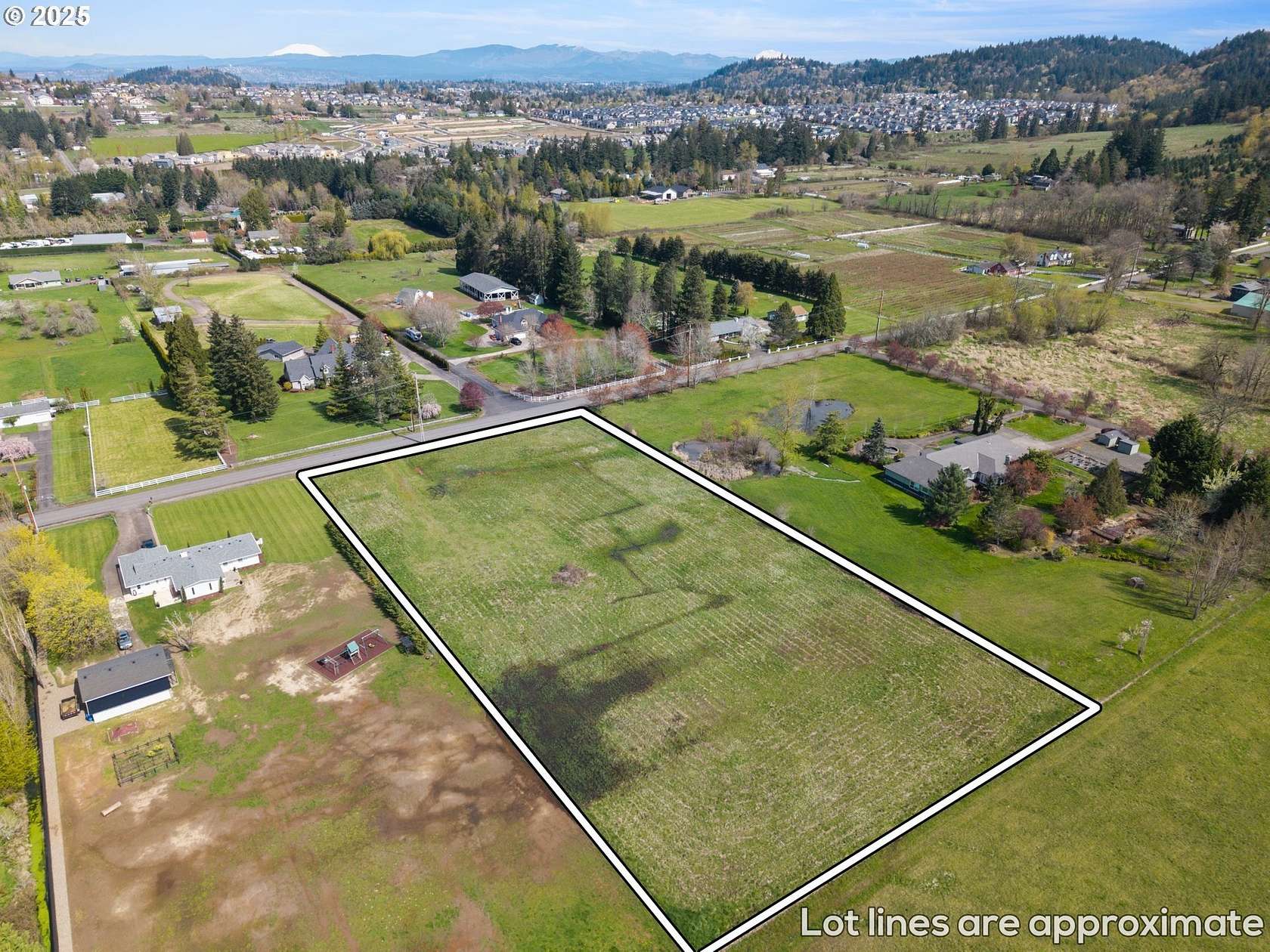 3 Acres of Residential Land for Sale in Damascus, Oregon