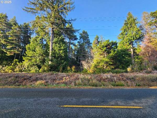 0.9 Acres of Residential Land for Sale in Sixes, Oregon