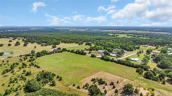 1 Acre of Residential Land for Sale in Ardmore, Oklahoma