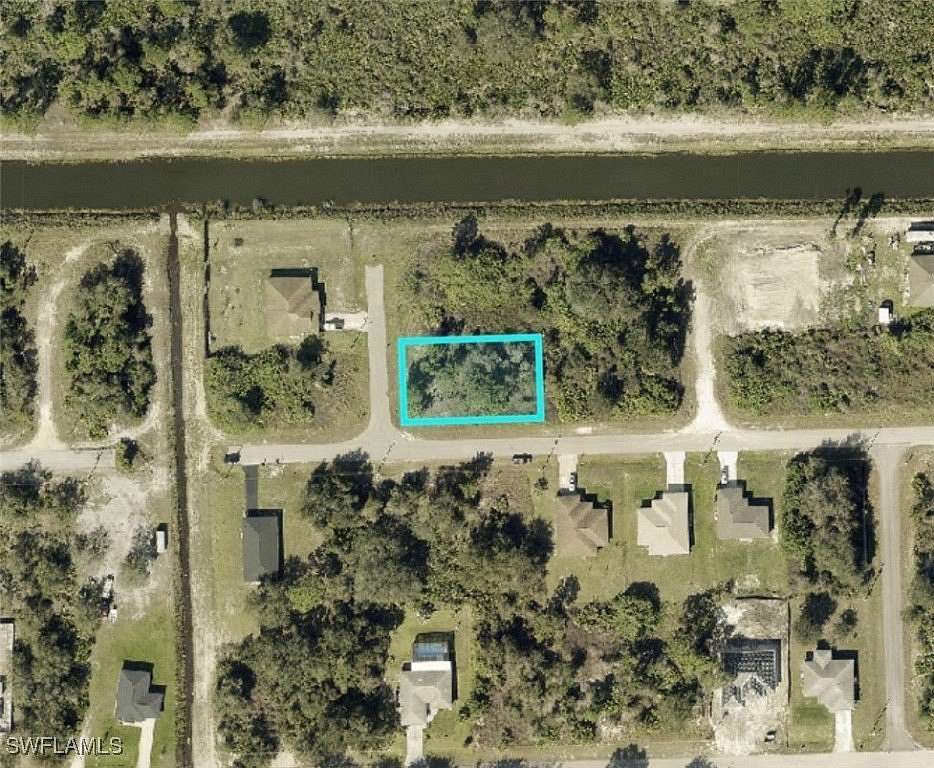 0.25 Acres of Residential Land for Sale in Lehigh Acres, Florida