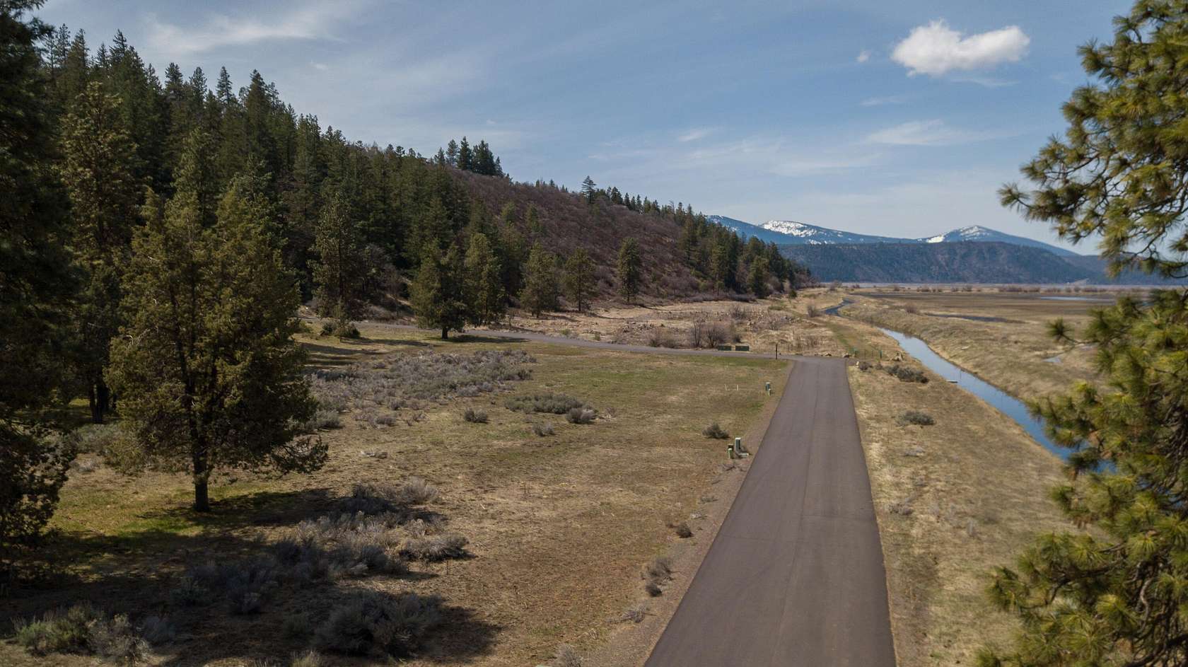 0.48 Acres of Residential Land for Sale in Klamath Falls, Oregon