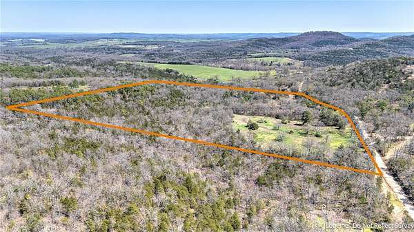 33 Acres of Land for Sale in Eureka Springs, Arkansas