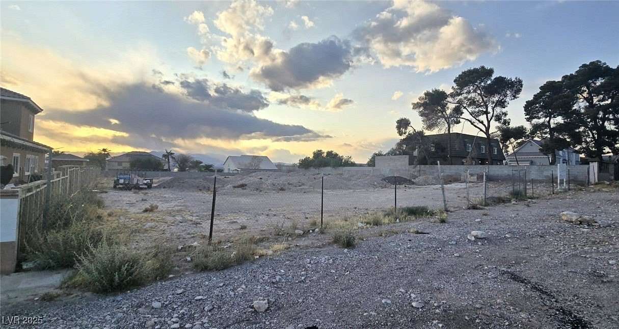 0.61 Acres of Residential Land for Sale in Las Vegas, Nevada