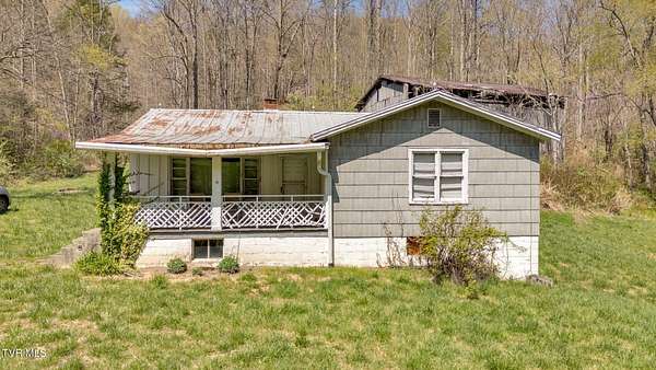 146 Acres of Land with Home for Sale in Blackwater, Virginia