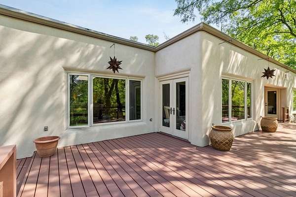 9.29 Acres of Residential Land with Home for Sale in Palestine, Texas