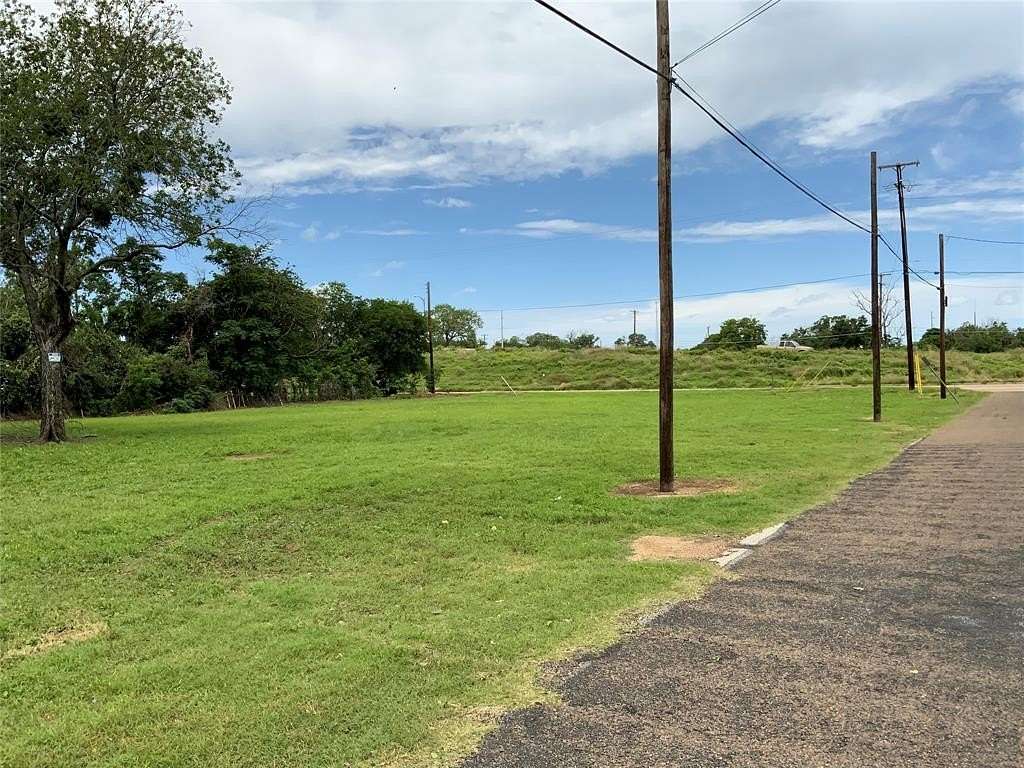 0.43 Acres of Residential Land for Sale in Waco, Texas