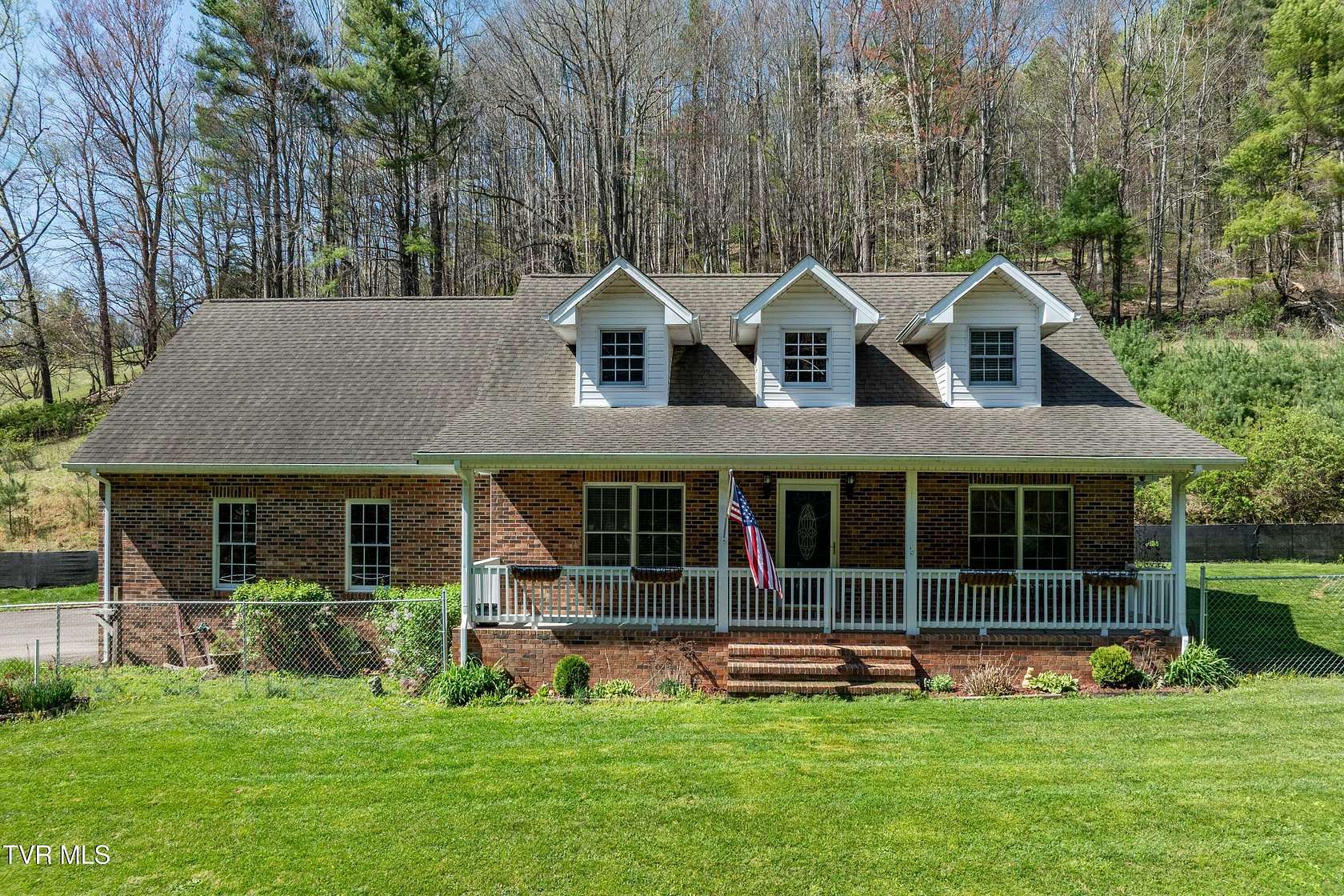 2 Acres of Residential Land with Home for Sale in Laurel Bloomery, Tennessee