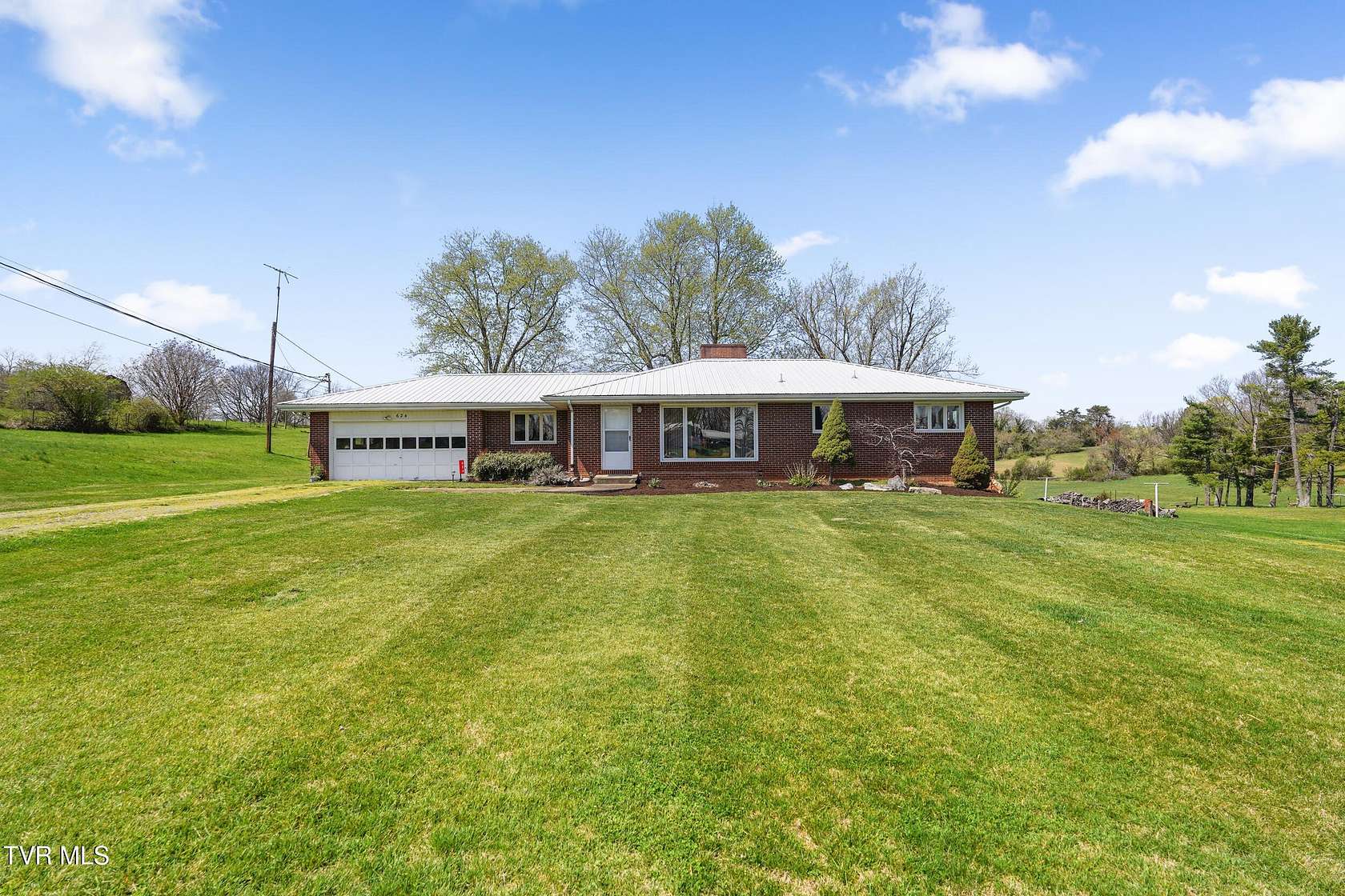 1.5 Acres of Residential Land with Home for Sale in Jonesborough, Tennessee