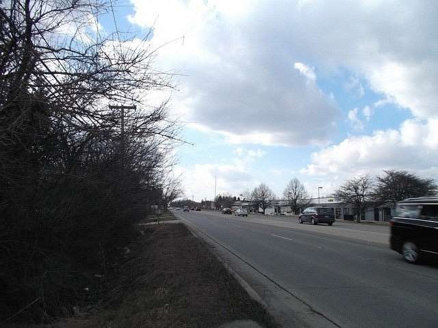 1 Acre of Commercial Land for Sale in Mundelein, Illinois