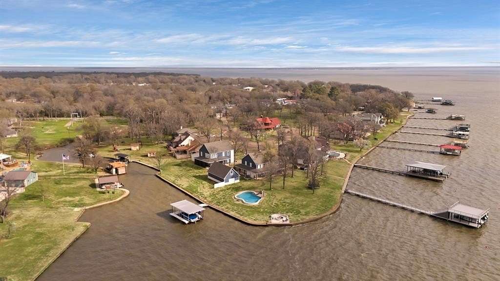 0.51 Acres of Land for Sale in Kemp, Texas