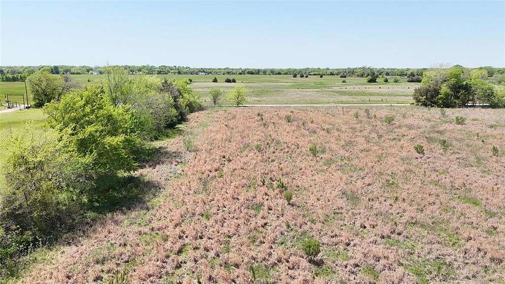 5.16 Acres of Land for Sale in Bonham, Texas
