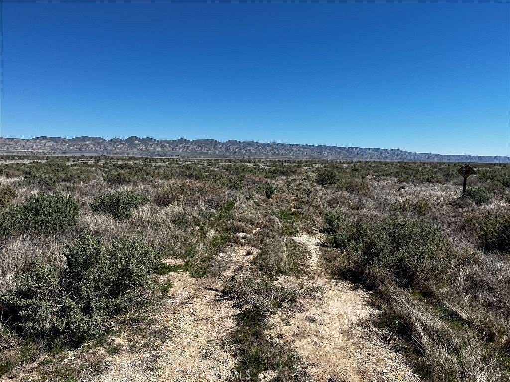 2.5 Acres of Land for Sale in Santa Margarita, California