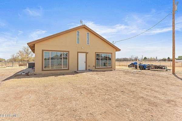 4.46 Acres of Residential Land with Home for Sale in San Elizario, Texas