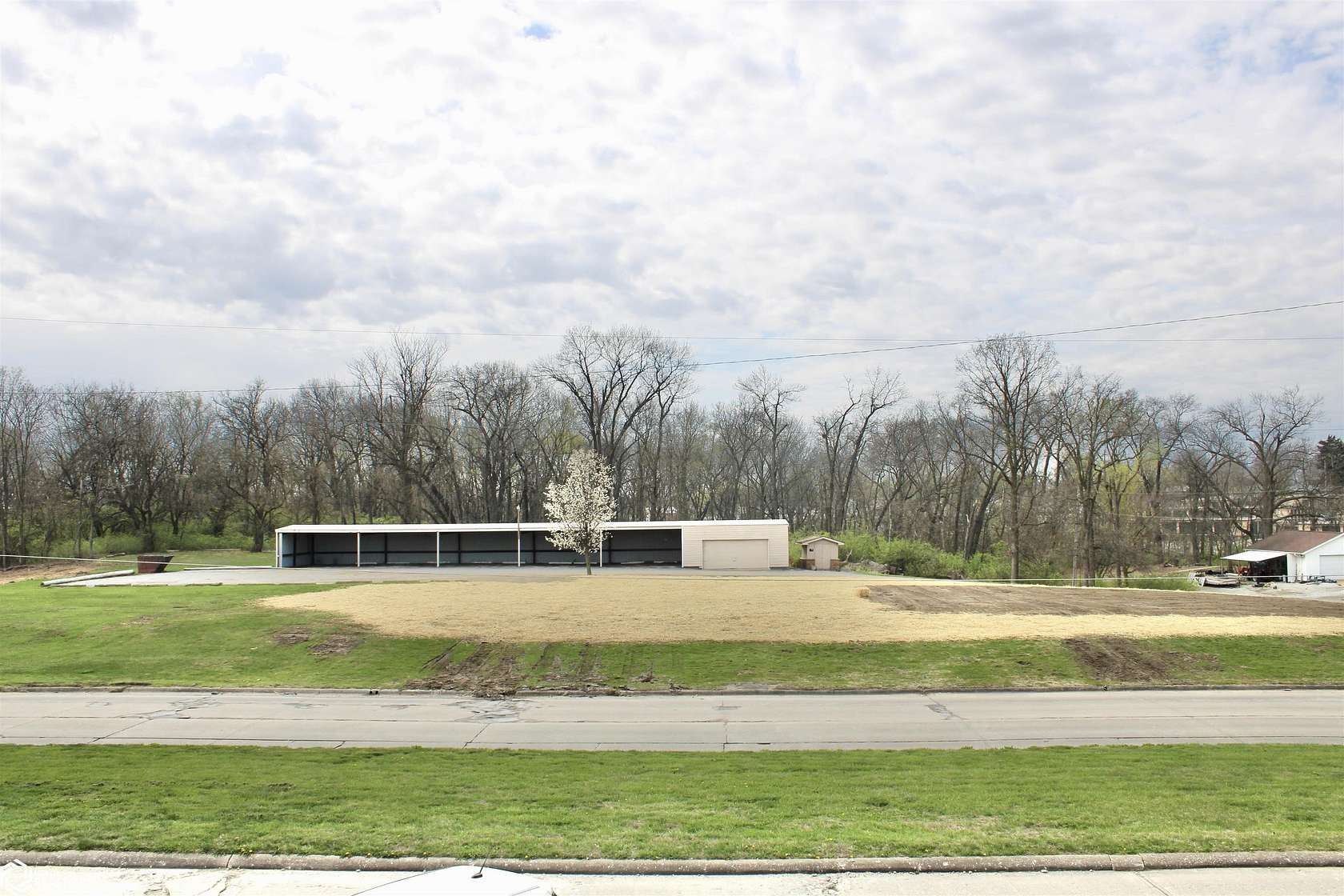 0.99 Acres of Residential Land for Sale in Keokuk, Iowa