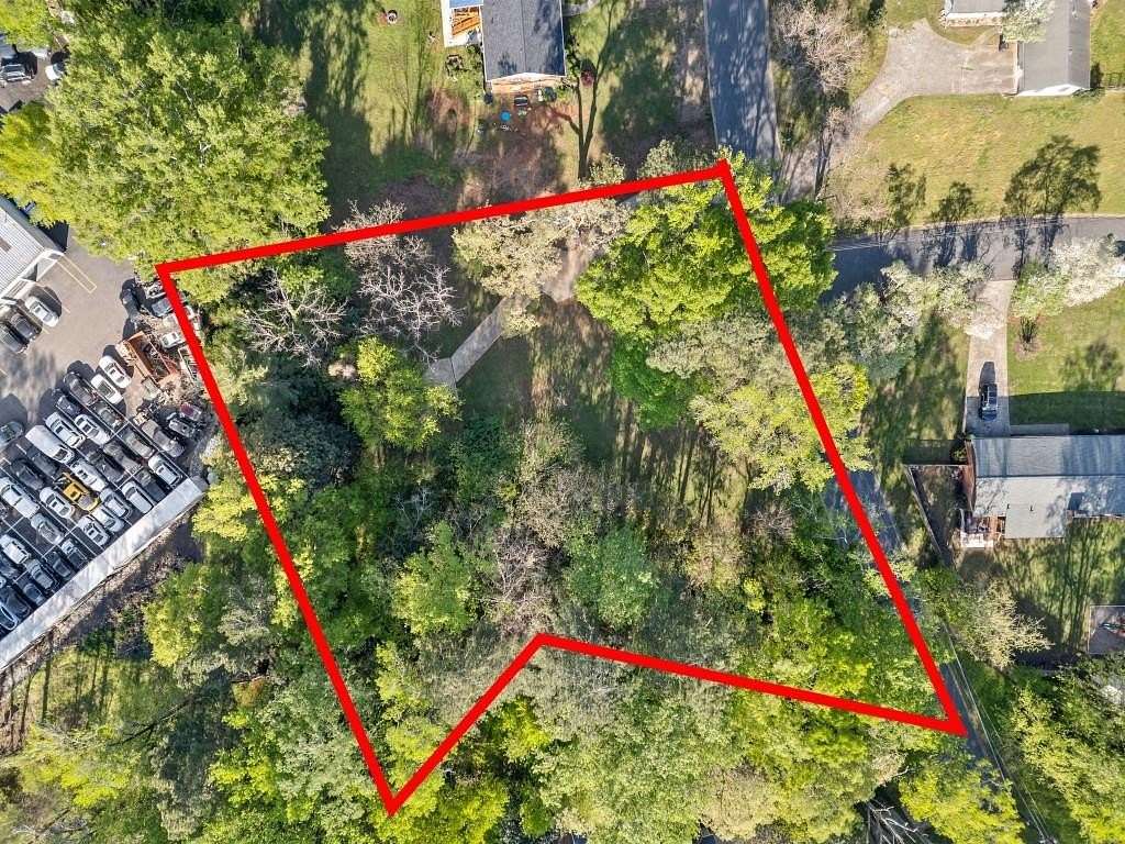 0.93 Acres of Residential Land for Sale in Roswell, Georgia