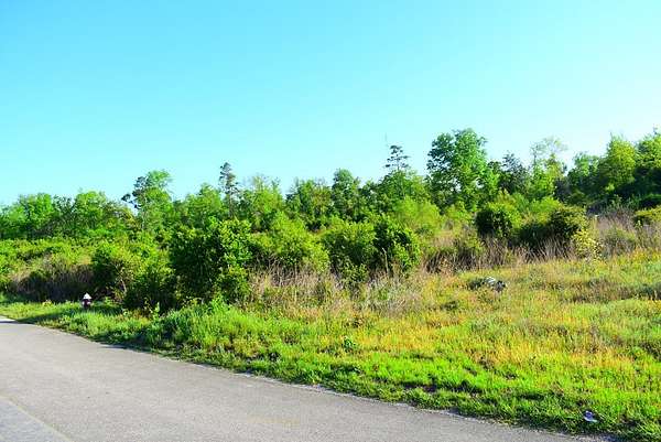 3 Acres of Mixed-Use Land for Sale in Nacogdoches, Texas