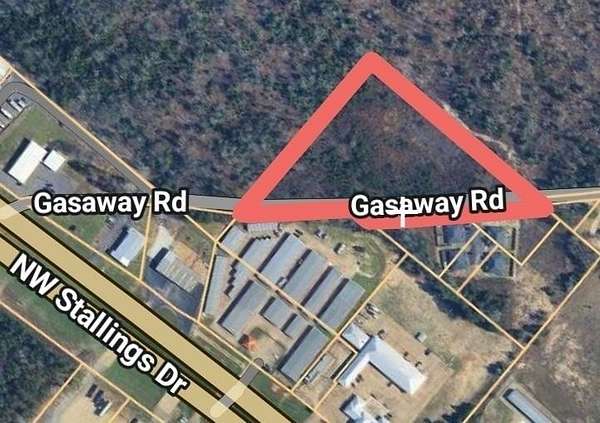 3 Acres of Mixed-Use Land for Sale in Nacogdoches, Texas