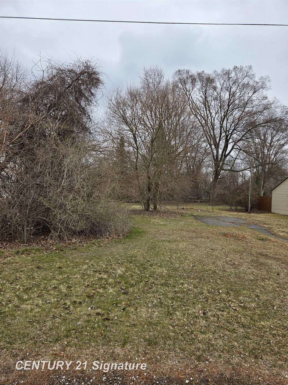 0.56 Acres of Residential Land for Sale in Saginaw, Michigan