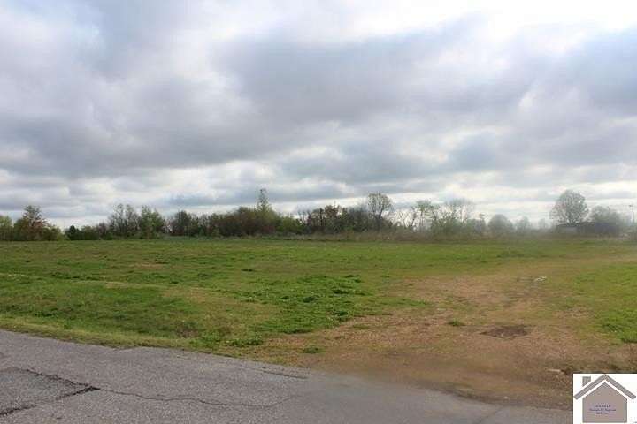 2.83 Acres of Commercial Land for Sale in Mayfield, Kentucky