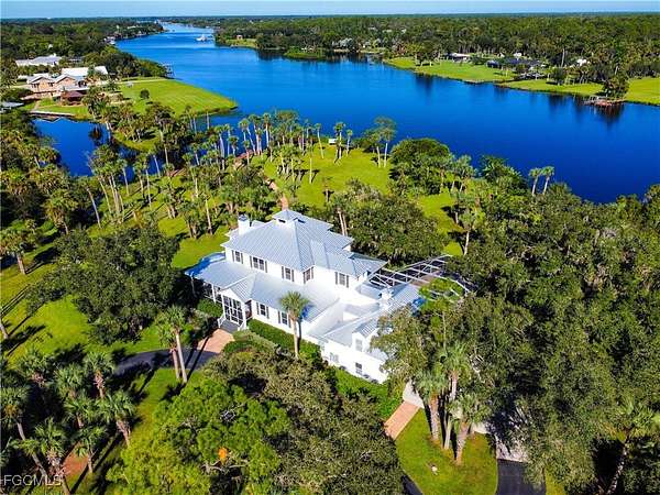 15 Acres of Land with Home for Sale in Alva, Florida