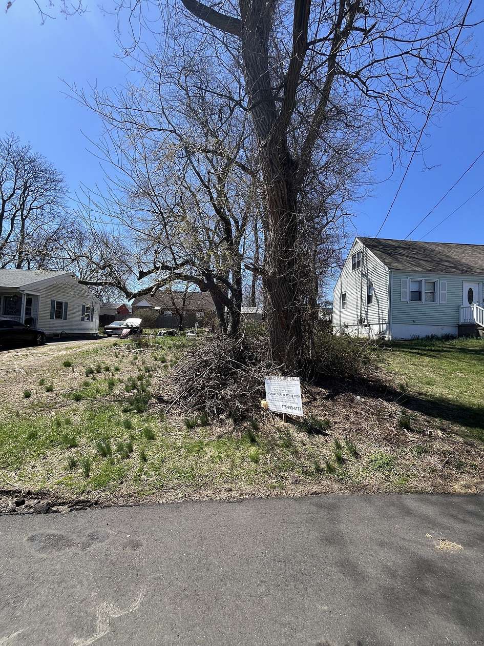 0.06 Acres of Residential Land for Sale in Bridgeport, Connecticut