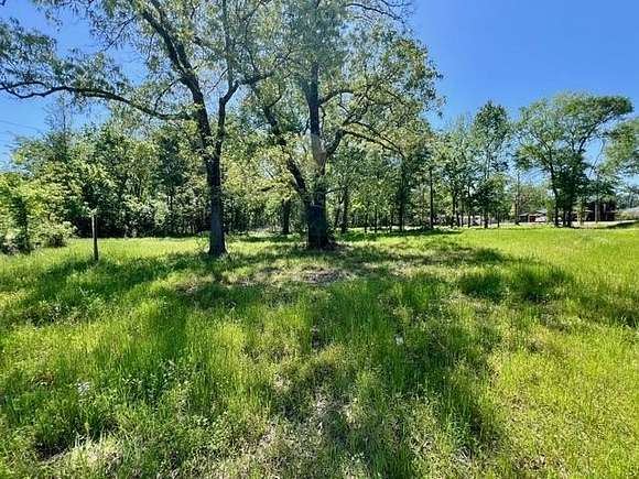 1 Acre of Residential Land for Sale in Lufkin, Texas