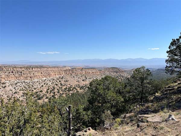 0.39 Acres of Residential Land for Sale in Los Alamos, New Mexico