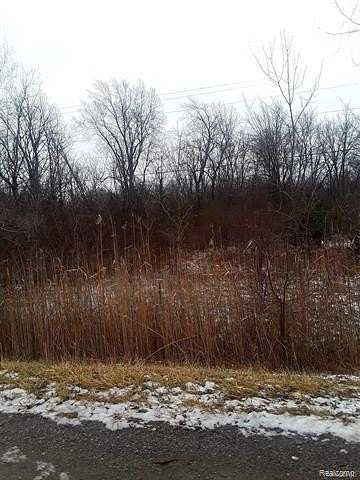 0.94 Acres of Residential Land for Sale in Grand Blanc, Michigan