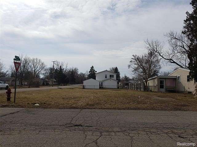 0.12 Acres of Residential Land for Sale in Grand Blanc, Michigan