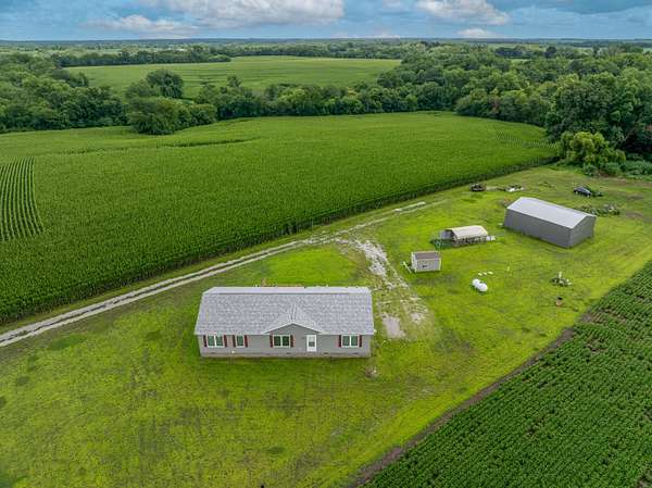 8.8 Acres of Residential Land with Home for Sale in Marshall, Missouri