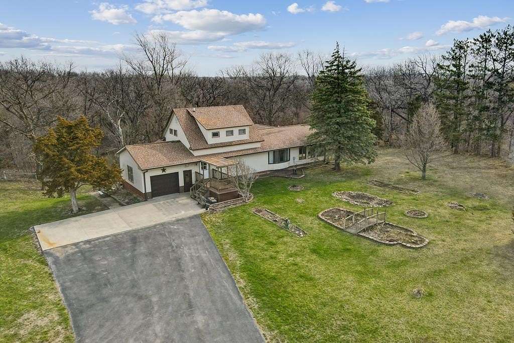 29.2 Acres of Agricultural Land with Home for Sale in Dayton, Iowa