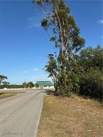 1 Acre of Residential Land for Sale in Clewiston, Florida