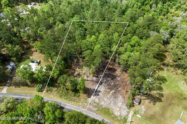1.2 Acres of Residential Land for Sale in Middleburg, Florida