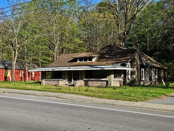 2.15 Acres of Commercial Land for Sale in Chattanooga, Tennessee