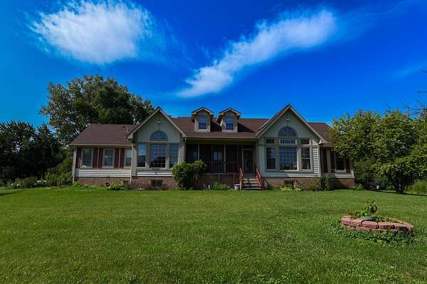 8 Acres of Residential Land with Home for Sale in Antioch, Illinois