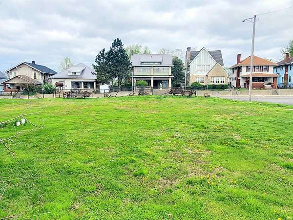 0.25 Acres of Land for Sale in Bedford, Indiana