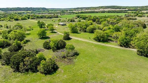 191 Acres of Land with Home for Sale in Meridian, Texas