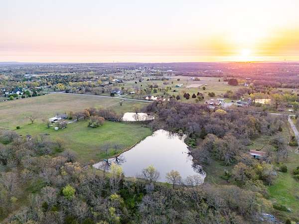 20 Acres of Recreational Land with Home for Sale in Sapulpa, Oklahoma