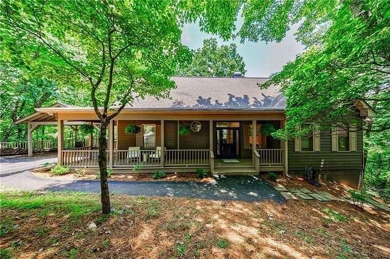 2.5 Acres of Residential Land with Home for Sale in Big Canoe, Georgia