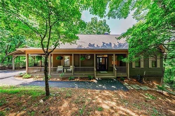 2.5 Acres of Residential Land with Home for Sale in Big Canoe, Georgia