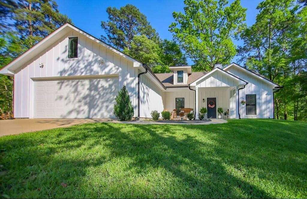 3 Acres of Residential Land with Home for Sale in Huntington, Texas