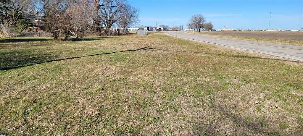 1.52 Acres of Commercial Land for Sale in Palmer, Texas