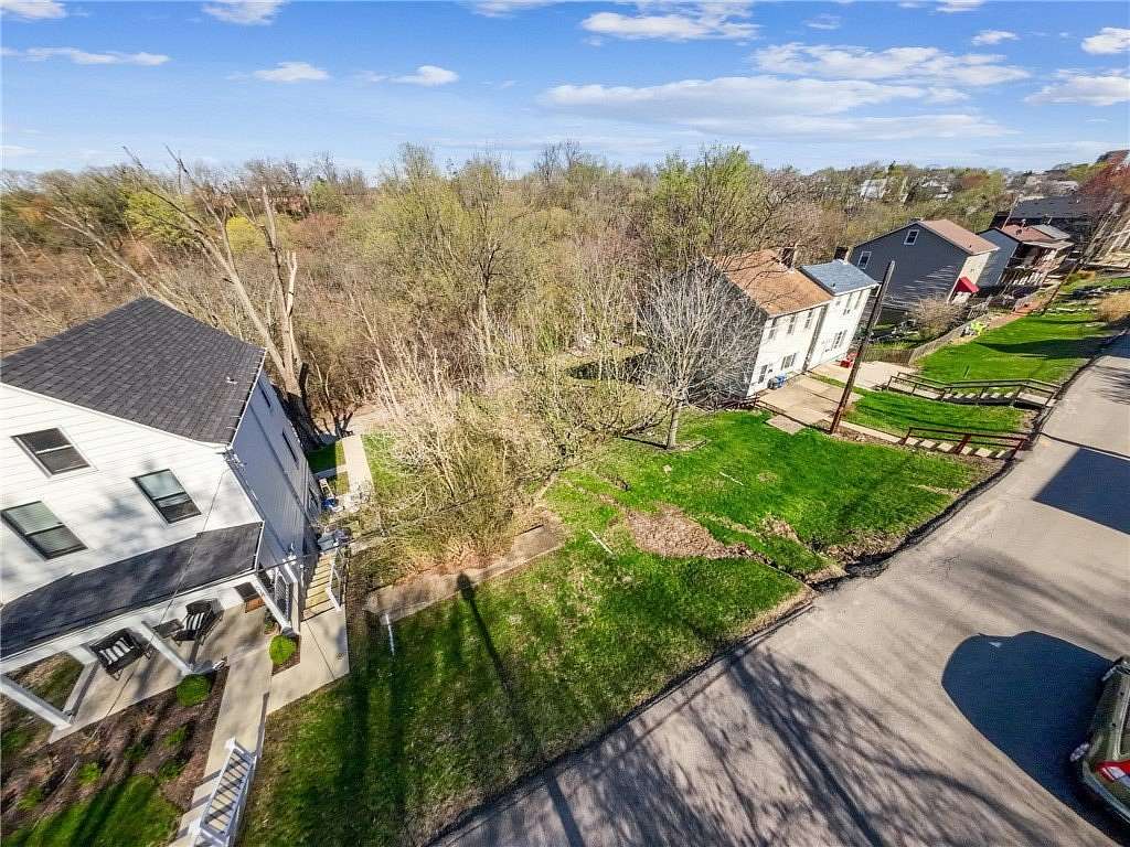 0.05 Acres of Residential Land for Sale in Mount Washington, Pennsylvania