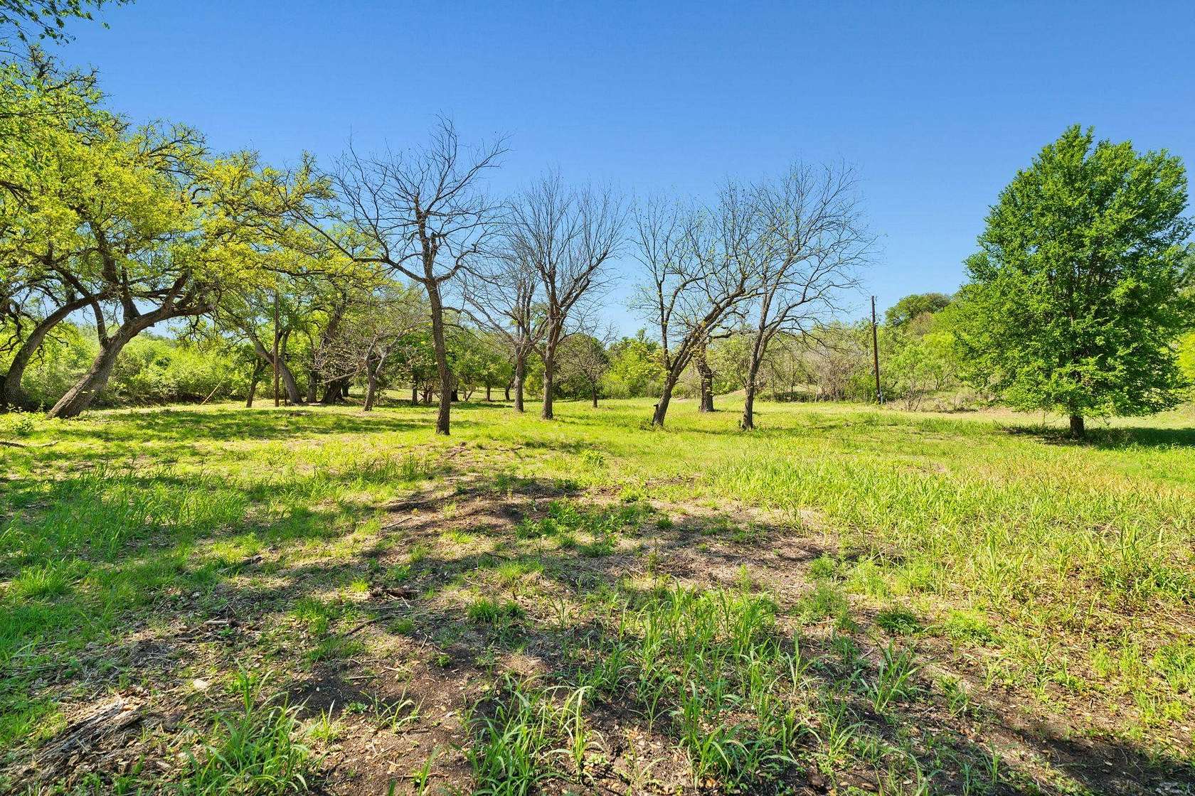 16 Acres of Mixed-Use Land for Sale in Marble Falls, Texas