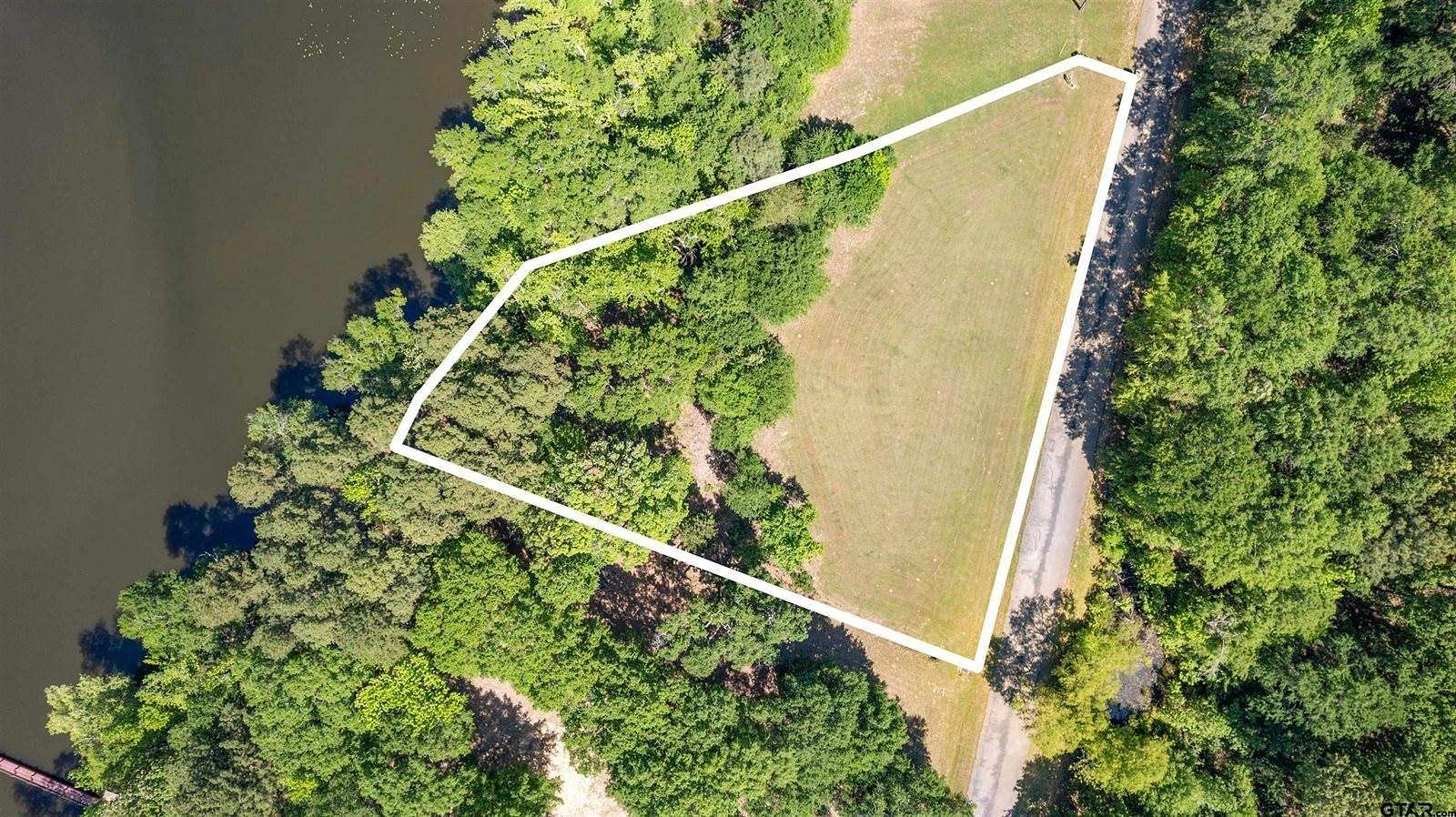 1.12 Acres of Land for Sale in Arp, Texas