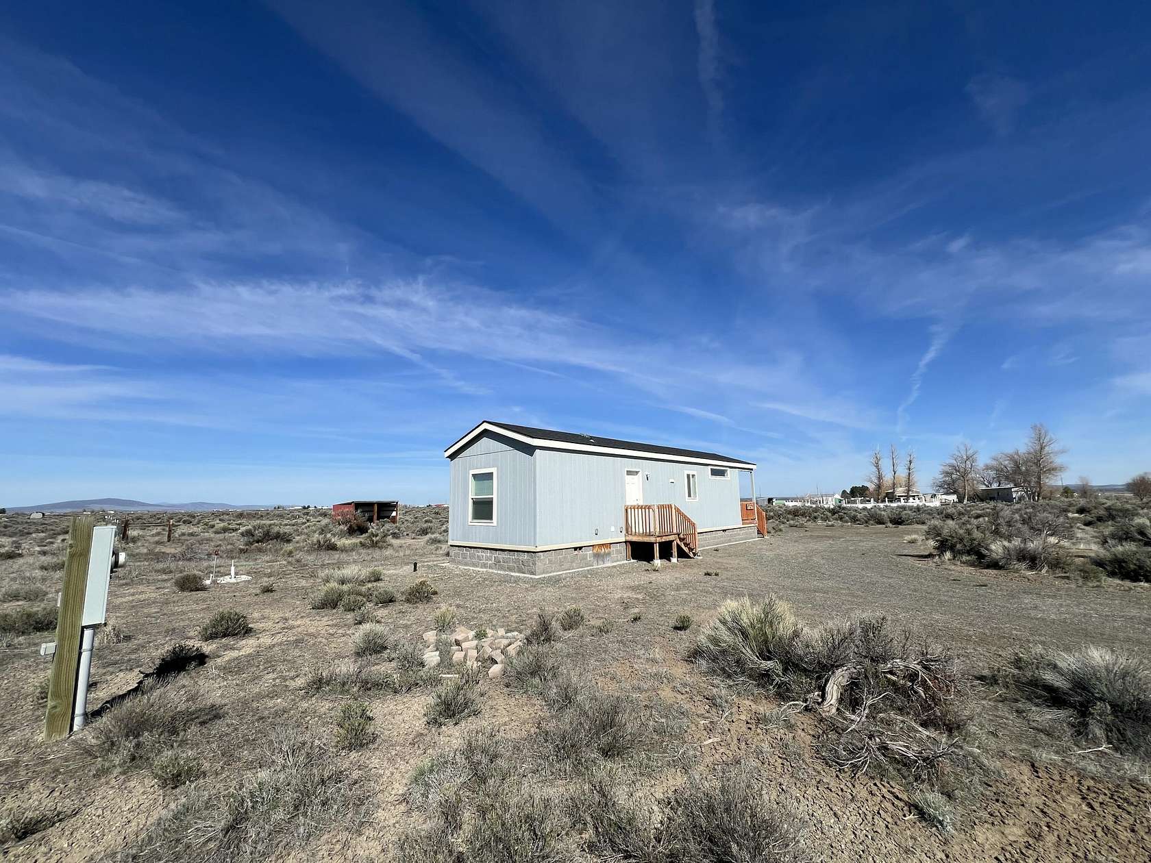 2.4 Acres of Residential Land with Home for Sale in Christmas Valley, Oregon